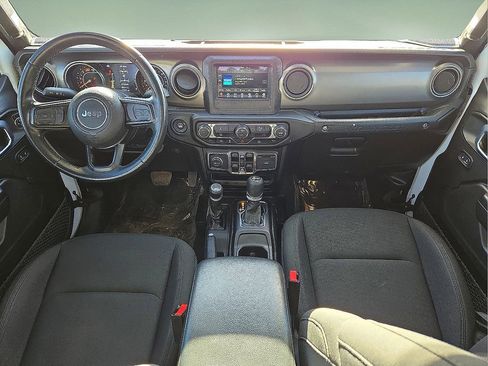 Used 2021 Jeep Wrangler Unlimited Sport image 11