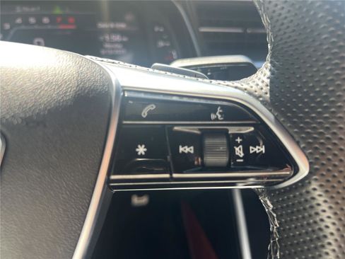 Used 2022 Audi S6 Premium Plus AWD/4WD image 13