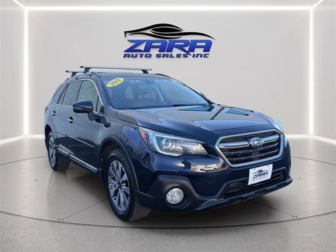 Used 2018 Subaru Outback 3.6R Touring w/ Popular Package #3 AWD/4WD image 9