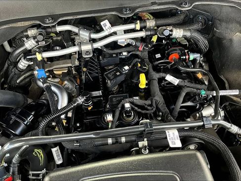 Used 2023 Ford Explorer XLT w/ Equipment Group 202A RWD image 33