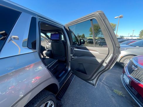 New 2026 Cadillac Escalade Luxury w/ Touring Package image 15