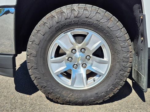 Used 2018 Chevrolet Silverado 1500 LT image 29