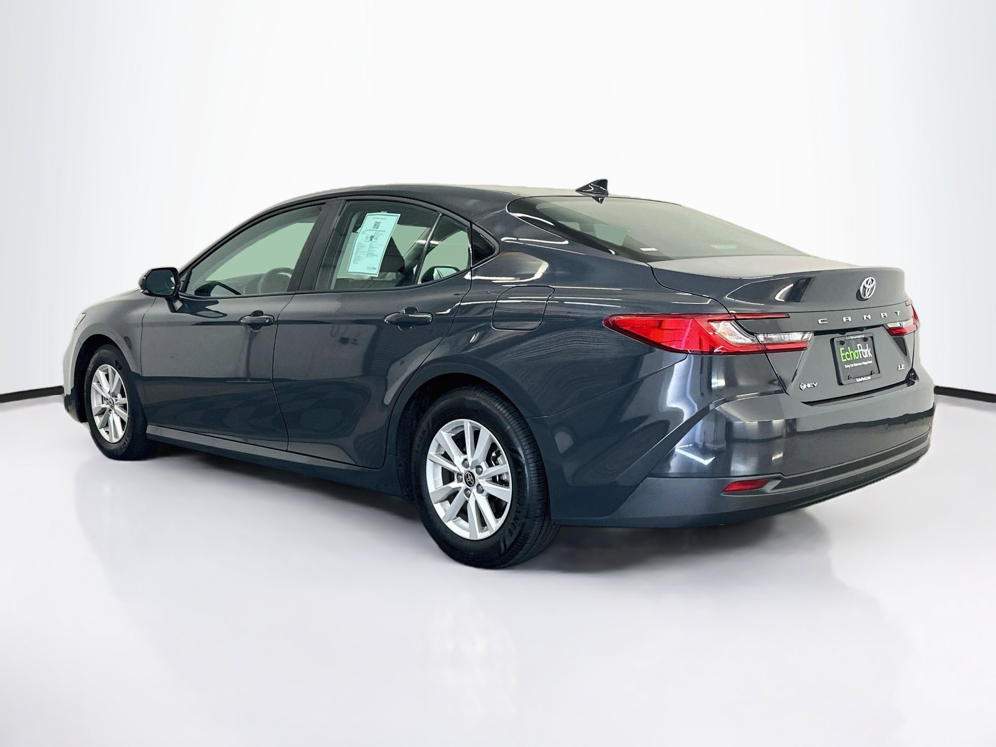 Used 2026 Toyota Camry LE FWD image 5