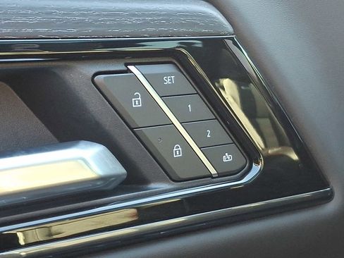 Used 2026 GMC Yukon XL AT4 Ultimate w/ LPO, Floor Liner Package image 32