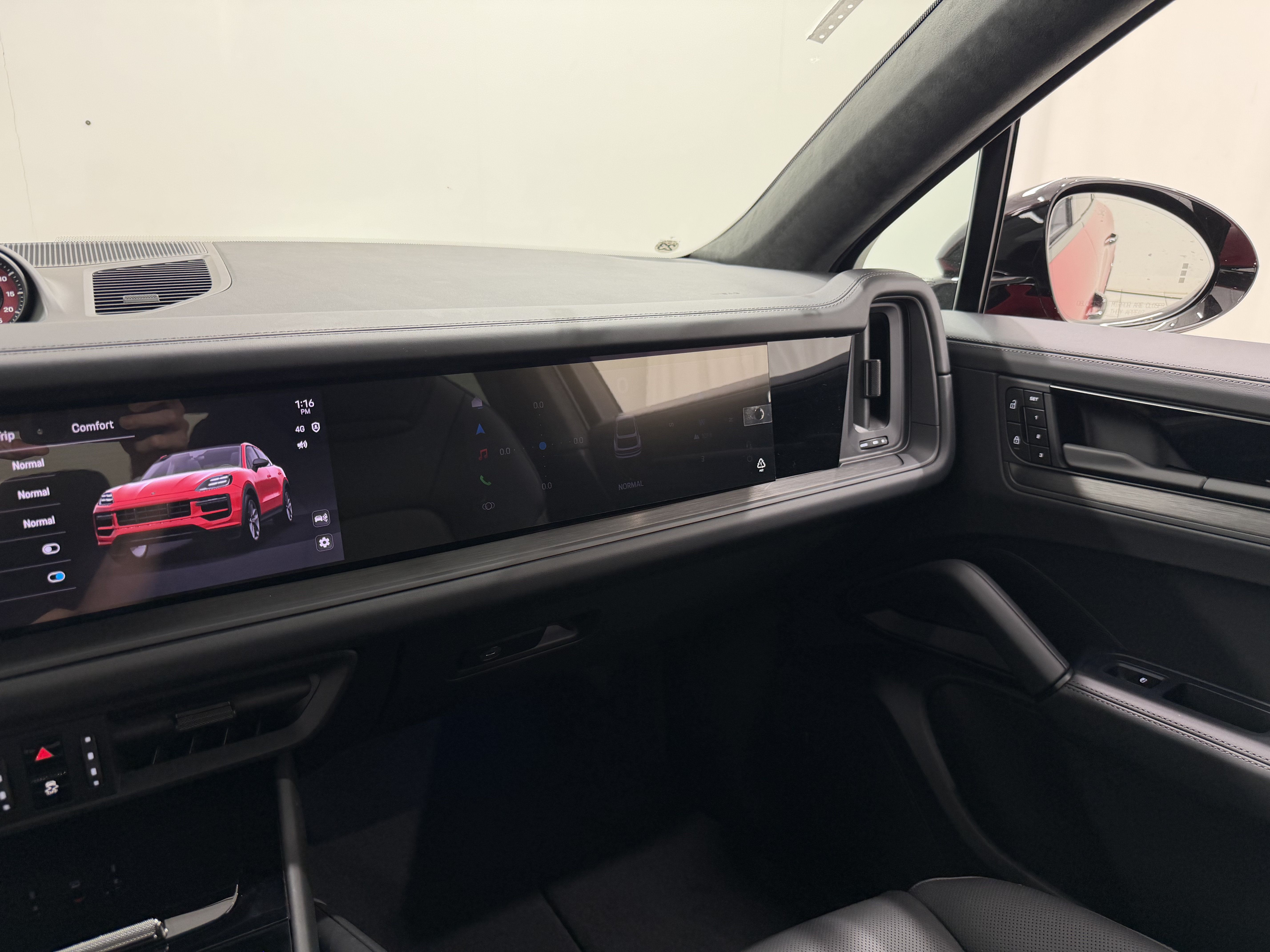 New 2026 Porsche Cayenne GTS AWD/4WD image 61