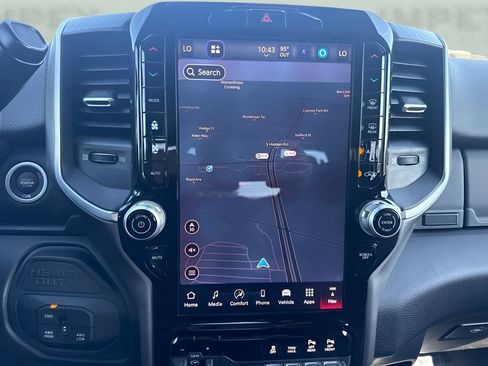 Used 2025 RAM 2500 Big Horn AWD/4WD image 16