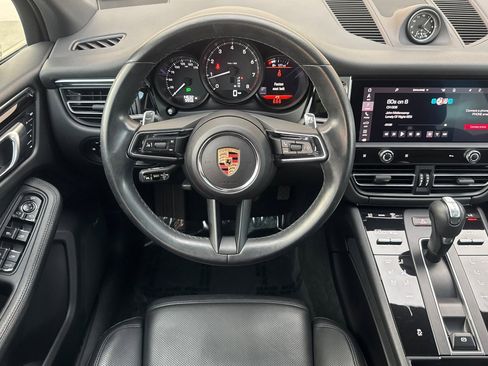 Used 2024 Porsche Macan image 14