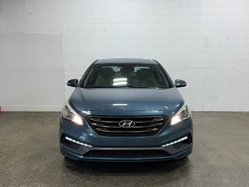 Used 2016 Hyundai Sonata Sport w/ Option Group 1V FWD image 8