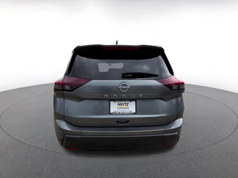 Used 2025 Nissan Rogue SV FWD image 12