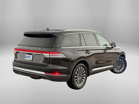 Used 2024 Lincoln Aviator Reserve image 4