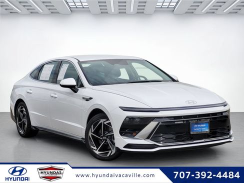 Certified 2026 Hyundai Sonata SEL FWD image 1