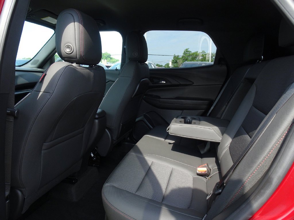 Used 2023 Chevrolet TrailBlazer RS FWD image 14