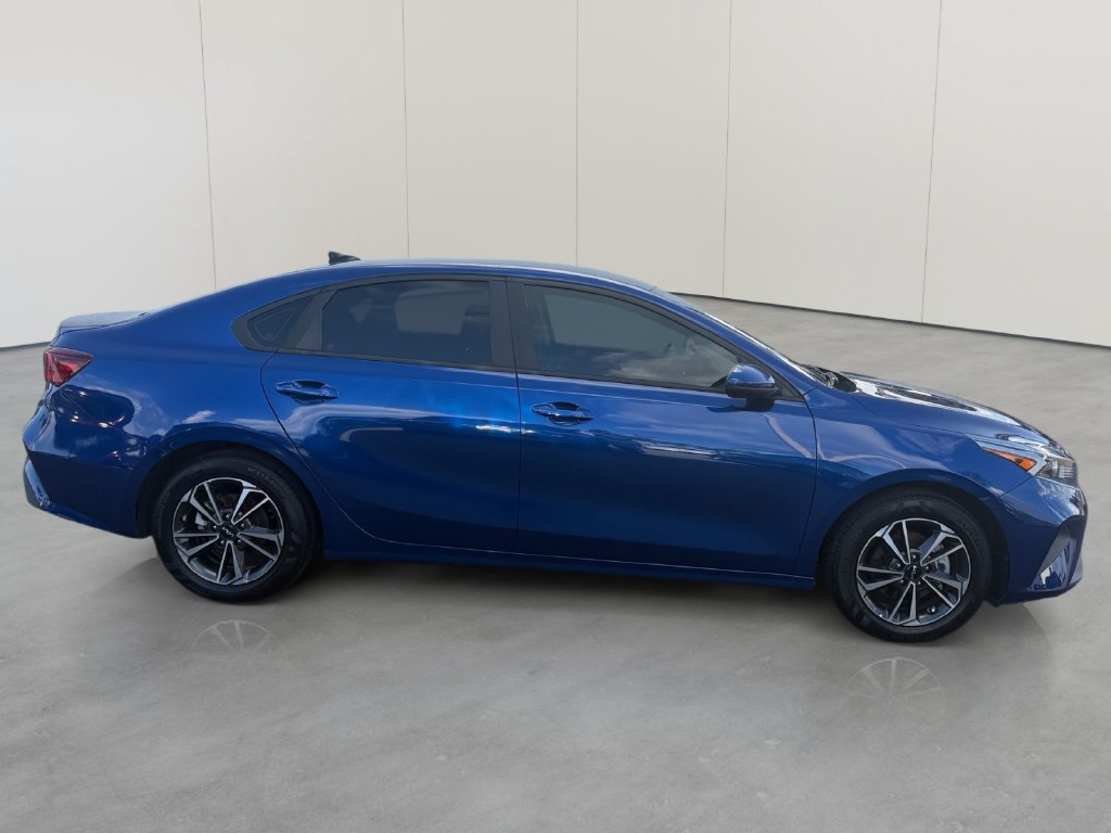 Certified 2024 Kia Forte LXS FWD image 6