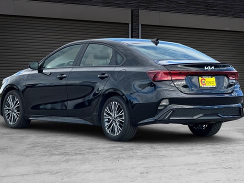 Used 2023 Kia Forte GT-Line image 6