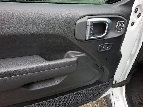 Certified 2022 Jeep Wrangler Unlimited Sport AWD/4WD image 13