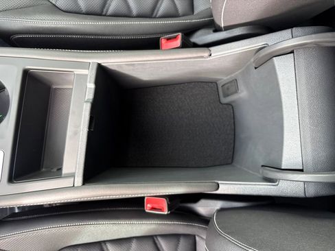 New 2026 Volkswagen Atlas SE image 24