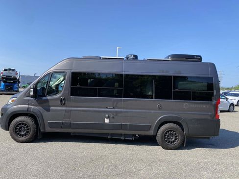 Used 2024 RAM ProMaster 3500 w/ Quick Order Package 22H SLT+ FWD image 4