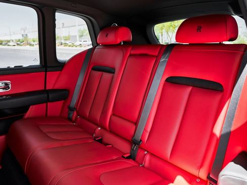 Used 2026 Rolls-Royce Cullinan AWD/4WD image 57