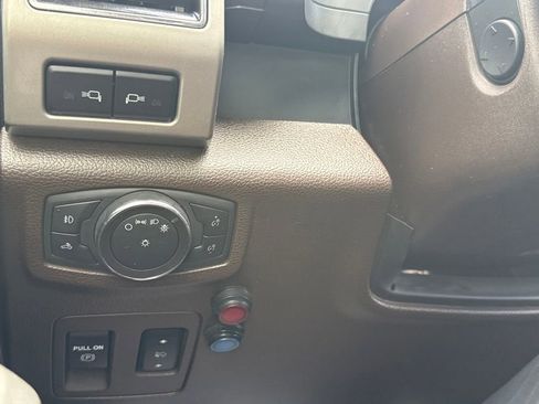 Used 2019 Ford F150 King Ranch w/ Equipment Group 601A Luxury image 20