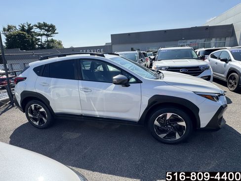 Used 2025 Subaru Crosstrek 2.5i Limited AWD/4WD image 4