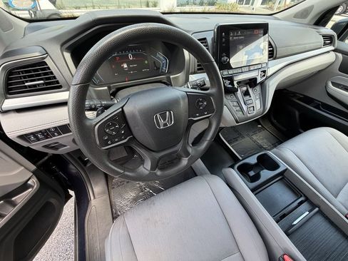 Used 2024 Honda Odyssey EX image 19