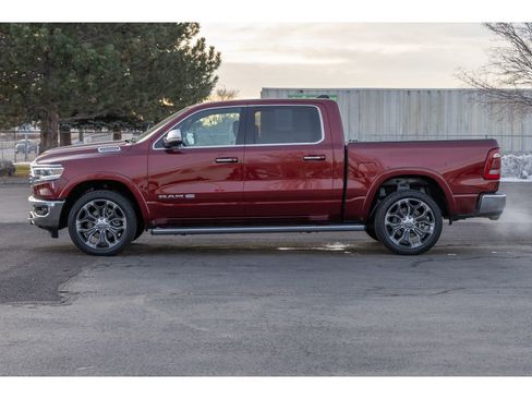 Used 2022 RAM 1500 Limited w/ Cold Weather Group image 6