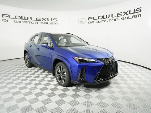 New 2026 Lexus UX 300h FWD image 3