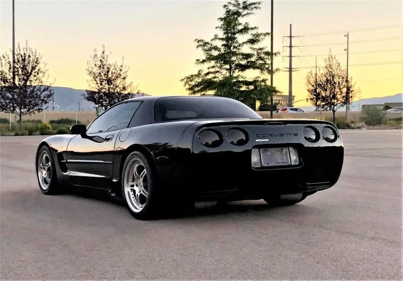 Used 2001 Chevrolet Corvette Z06 w/ Memory Pkg RWD image 6