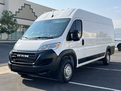 Used 2023 RAM ProMaster 3500 FWD image 7