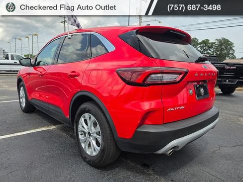 Used 2024 Ford Escape Active FWD image 3