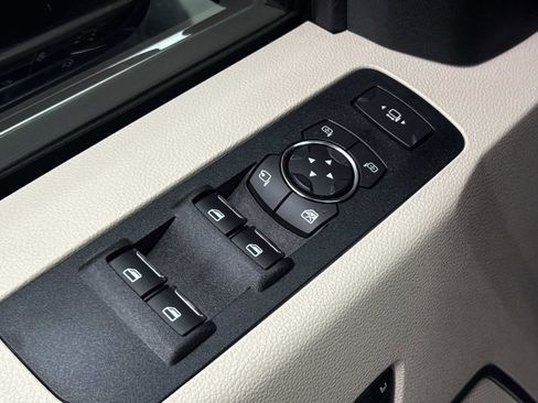 Used 2021 Ford F250 Limited image 16