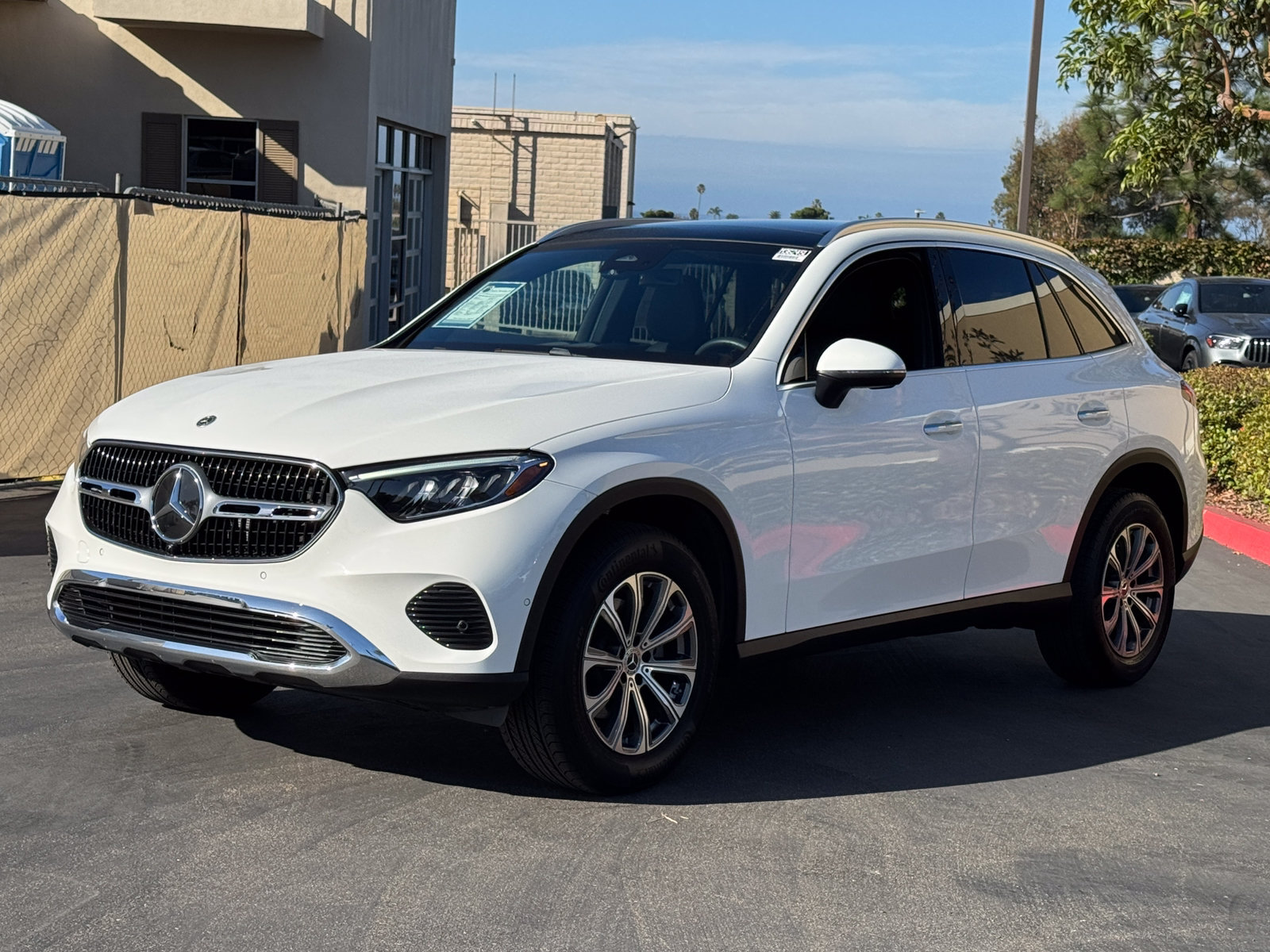 Used 2026 Mercedes-Benz GLC 300 4MATIC image 4