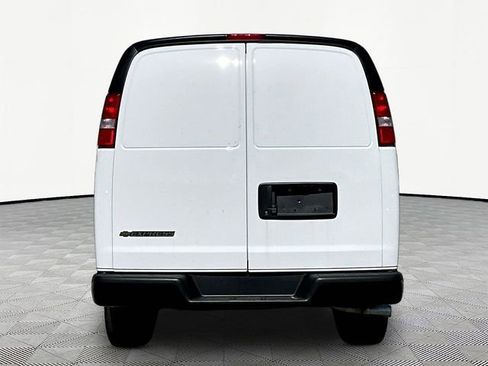 New 2026 Chevrolet Express 2500 image 5
