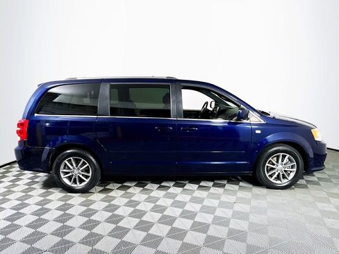 Used 2014 Dodge Grand Caravan SXT FWD image 8