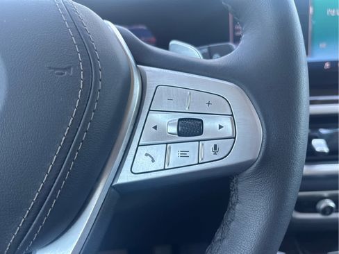 Used 2026 BMW X7 xDrive40i AWD/4WD image 17