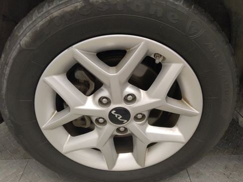 Used 2024 Kia Soul LX w/ Option Group 015 image 31