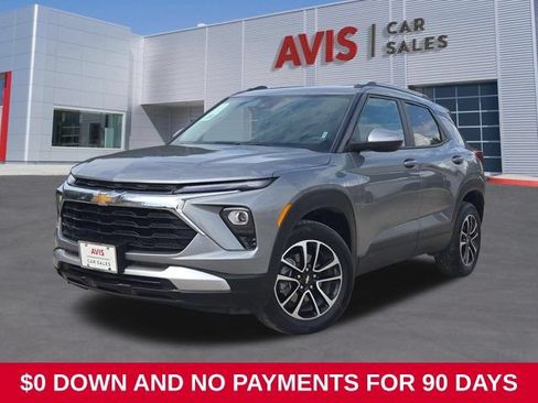 Used 2025 Chevrolet TrailBlazer LT AWD/4WD image 1