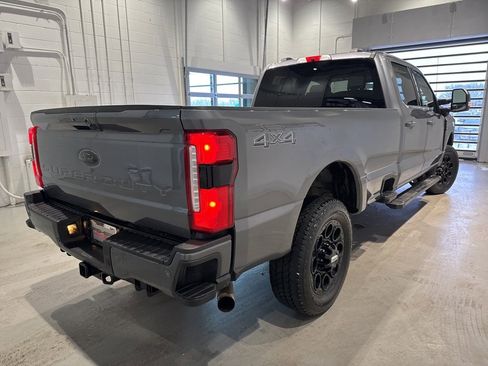 Used 2024 Ford F250 XLT w/ Black Appearance Package image 4