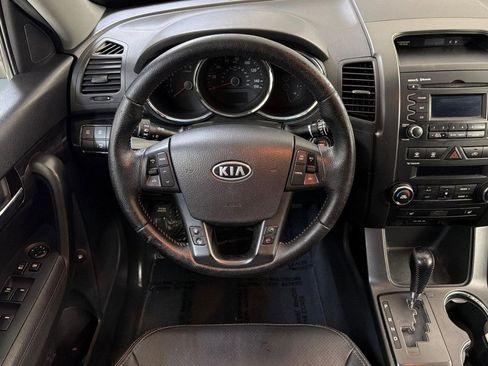 Used 2011 Kia Sorento EX w/ Premium Pkg FWD image 27