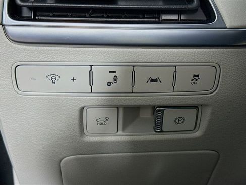 Certified 2022 Hyundai Palisade Limited image 12