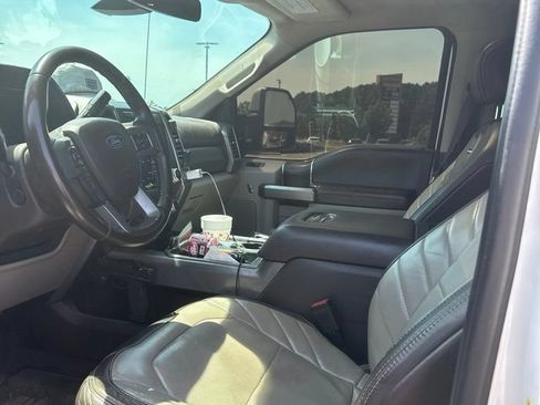 Used 2019 Ford F450 Limited w/ FX4 Off-Road Package AWD/4WD image 3