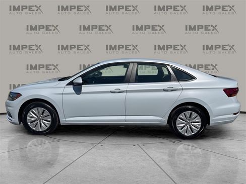 Used 2019 Volkswagen Jetta S image 2
