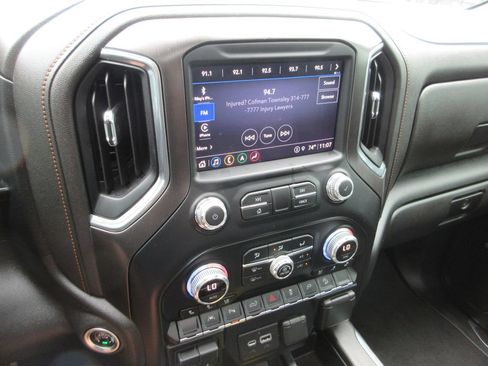 Used 2022 GMC Sierra 1500 AT4 w/ AT4 Carbonpro Edition AWD/4WD image 30