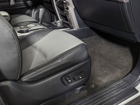 Certified 2022 Toyota 4Runner SR5 Premium image 43