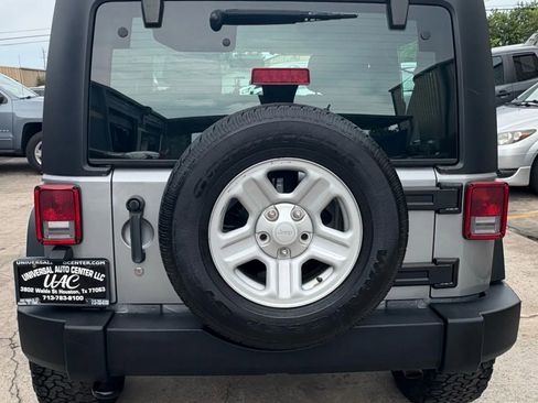 Used 2014 Jeep Wrangler Sport image 6