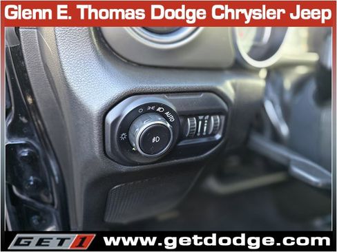 Certified 2022 Jeep Wrangler Unlimited Sahara image 20