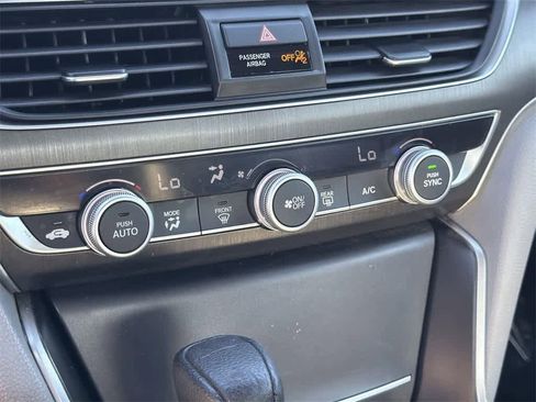 Used 2018 Honda Accord LX image 16