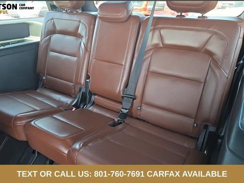 Used 2025 Lincoln Navigator Reserve AWD/4WD image 8