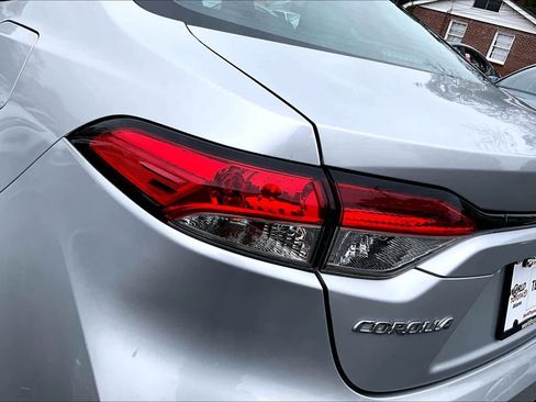 Certified 2023 Toyota Corolla LE image 27