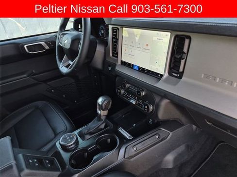 Used 2025 Ford Bronco Outer Banks AWD/4WD image 12